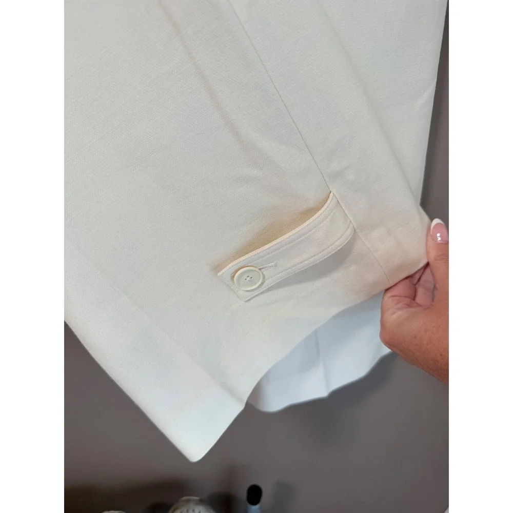 Vince Cream Tailored Culotte Pants Button Hem V3258-21124 Size 10